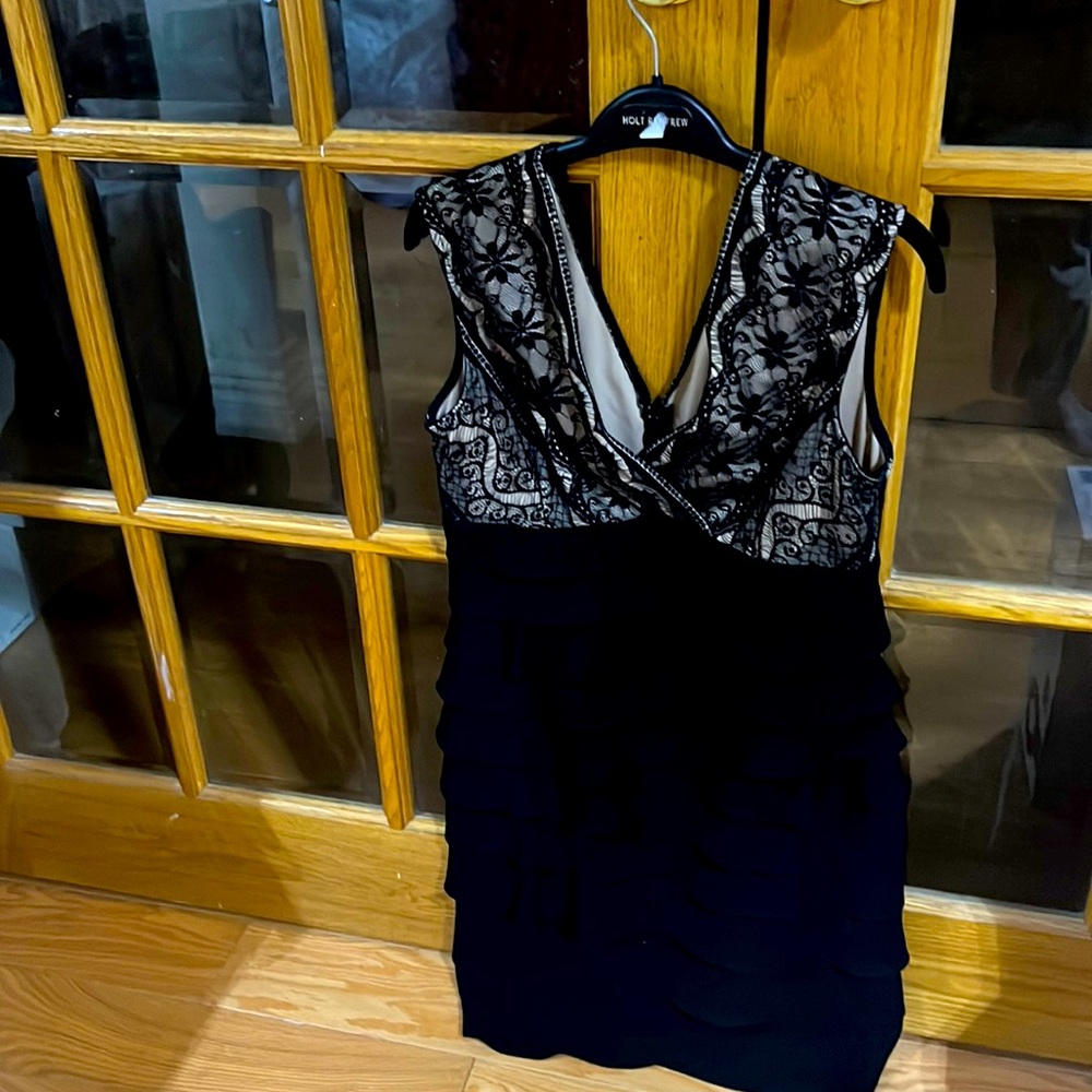 Pre-Owned Jessica Howard Black Dress, size 10